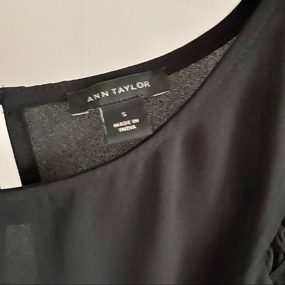 Ann Taylor Gatorade Cap Sleeve Blouse - Picture 5 of 7